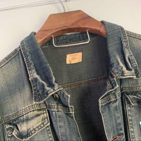 Slytherin House Custom Lightly Distressed Denim Jean Jacket - Picture 6 of 16